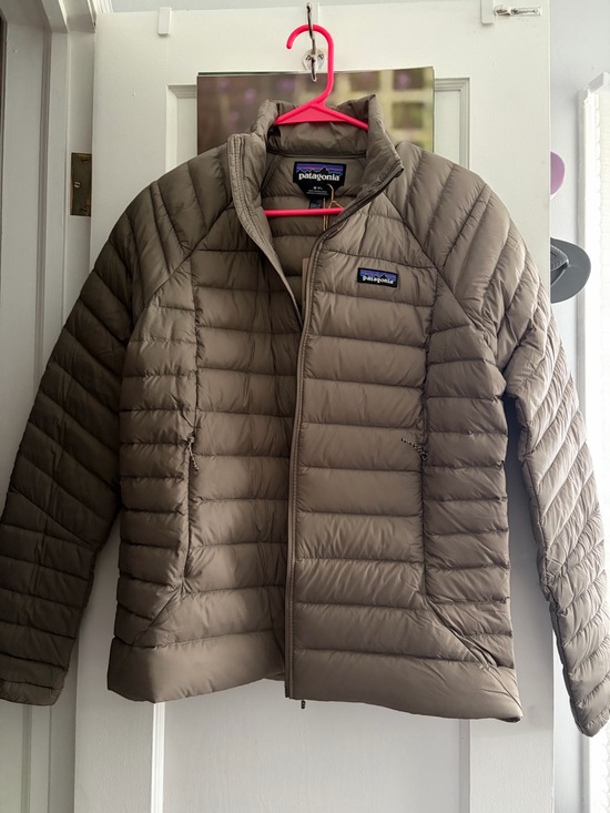Patagonia Jackets & Blazers - Patagonia Women’s Down Sweater Jacket - Wing Grey